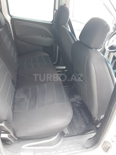 Fiat Doblo 2011, 235,000 km - 1.6 l - Bakı