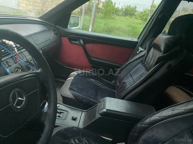 Mercedes C 180 1995, 596,324 km - 1.8 l - Quba
