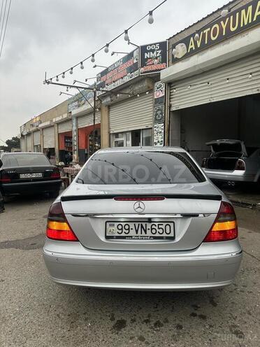 Mercedes E 200 d 2006, 305,000 km - 2.2 l - Bakı