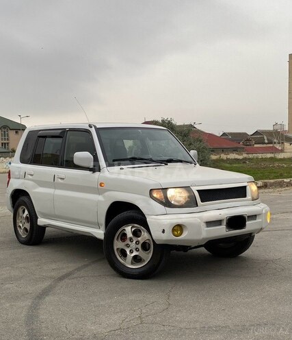 Mitsubishi Pajero io 1999, 142,800 km - 1.8 l - Bakı