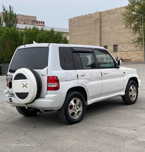 Mitsubishi Pajero io 1999, 142,800 km - 1.8 l - Bakı