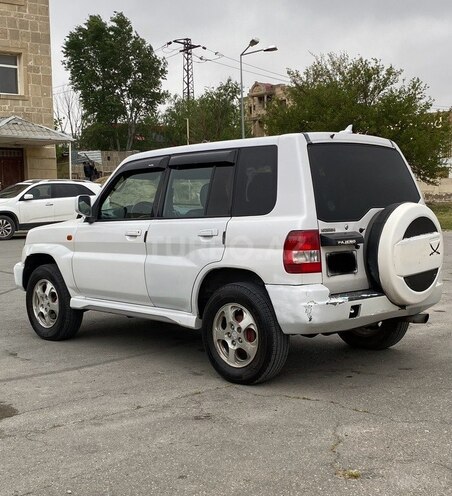 Mitsubishi Pajero io 1999, 142,800 km - 1.8 l - Bakı