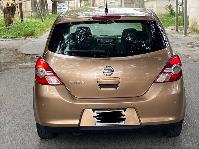 Nissan Tiida 2008, 180,000 km - 1.6 л - Bakı