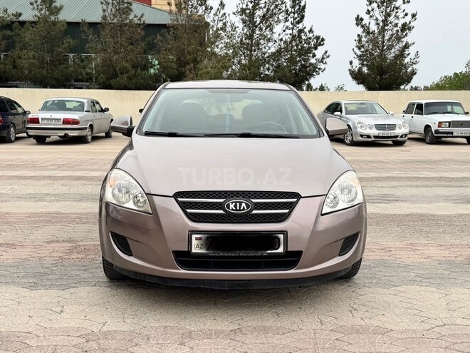 Kia Ceed 2007, 219,000 km - 1.4 л - Şirvan