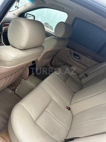 BMW 525 2002, 332,000 km - 2.5 l - Bakı
