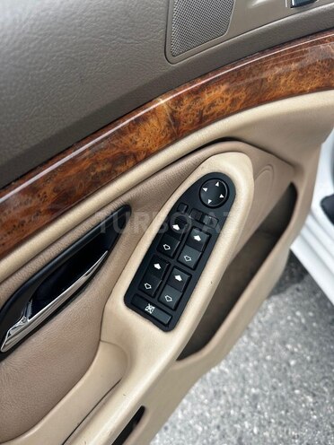 BMW 525 2002, 332,000 km - 2.5 l - Bakı