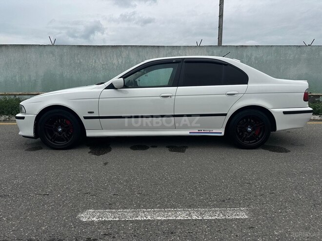 BMW 525 2002, 332,000 km - 2.5 l - Bakı
