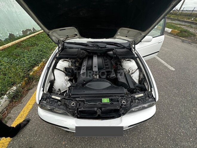 BMW 525 2002, 332,000 km - 2.5 l - Bakı