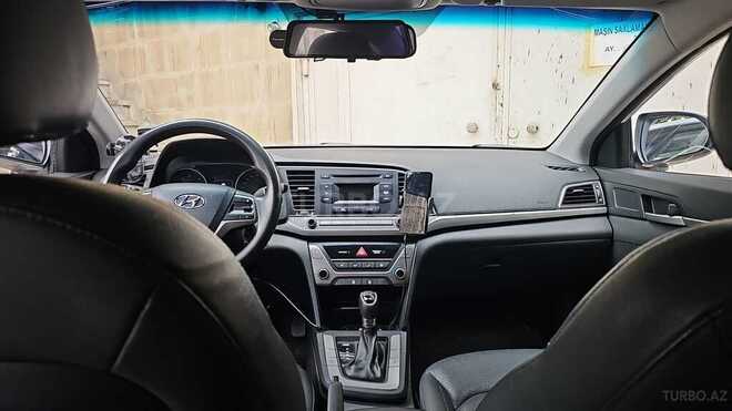 Hyundai Avante 2017, 164,000 km - 1.6 l - Bakı