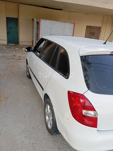 Skoda Fabia 2011, 295,000 km - 1.6 l - Ağsu