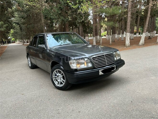 Mercedes E 200 1993, 386,000 km - 2.0 l - Bakı