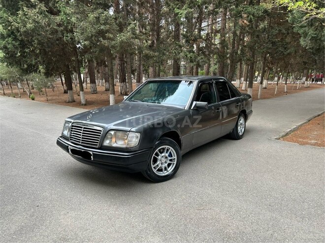 Mercedes E 200 1993, 386,000 km - 2.0 l - Bakı