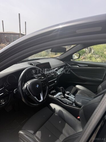 BMW 520 2019, 121,745 km - 2.0 l - Bakı