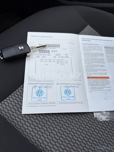 Volkswagen Polo 2015, 158,460 km - 1.6 l - Bakı