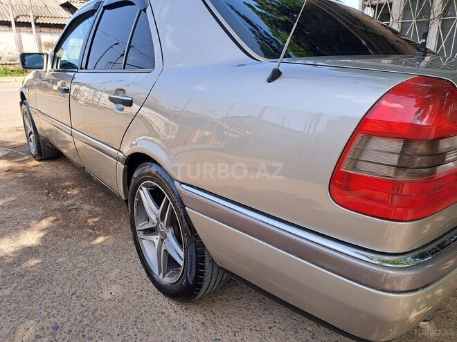 Mercedes C 180 1995, 339,820 km - 1.8 l - Masallı