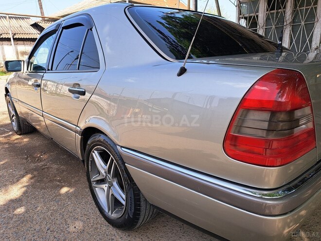 Mercedes C 180 1995, 339,820 km - 1.8 l - Masallı