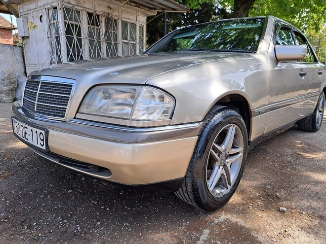 Mercedes C 180 1995, 339,820 km - 1.8 l - Masallı