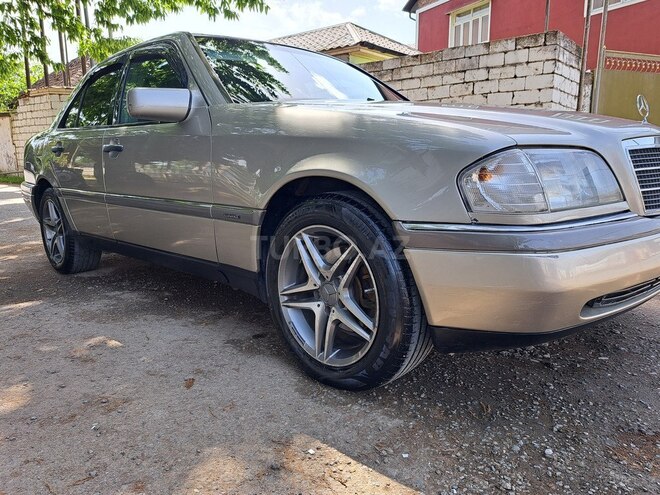Mercedes C 180 1995, 339,820 km - 1.8 l - Masallı
