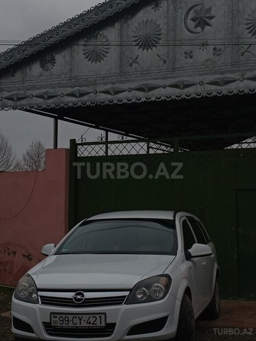 Opel Astra 2009, 340,000 km - 1.3 l - Yevlax