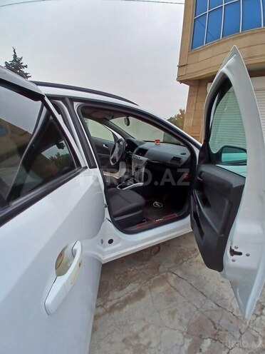 Opel Astra 2009, 340,000 km - 1.3 l - Yevlax