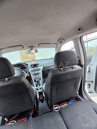Opel Astra 2009, 340,000 km - 1.3 l - Yevlax