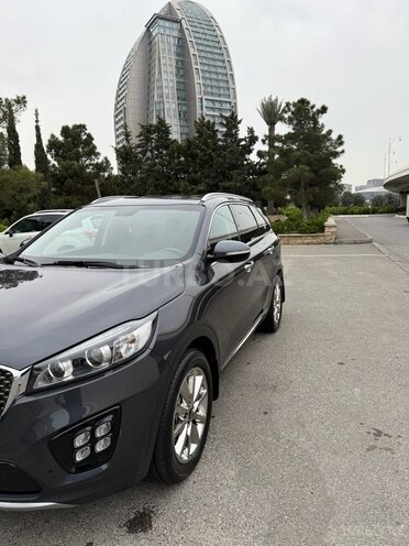 Kia Sorento-5
