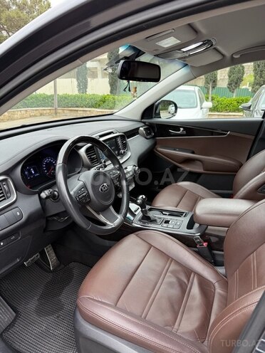 Kia Sorento-7