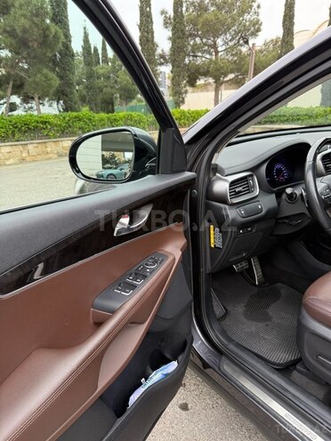 Kia Sorento-8