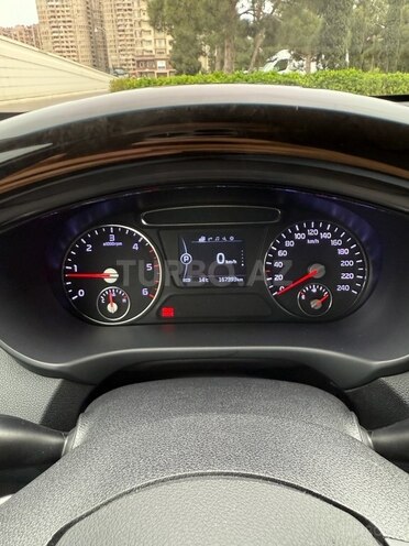 Kia Sorento-11