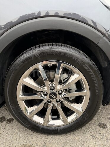 Kia Sorento-19