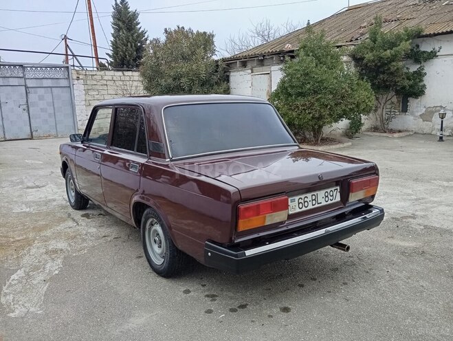 LADA (VAZ) 2107 2004, 85,000 km - 1.6 л - Siyəzən