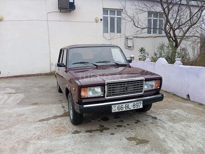 LADA (VAZ) 2107 2004, 85,000 km - 1.6 л - Siyəzən