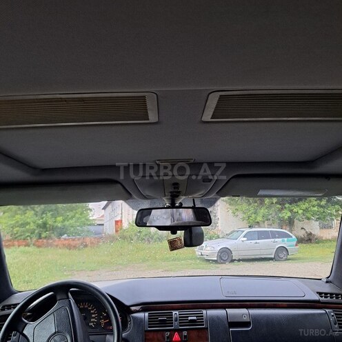 Mercedes E 220 1996, 487,000 km - 2.2 l - Biləsuvar
