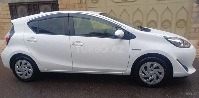 Toyota Aqua 2017, 76,000 km - 1.5 l - Bakı
