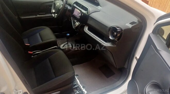 Toyota Aqua 2017, 76,000 km - 1.5 l - Bakı