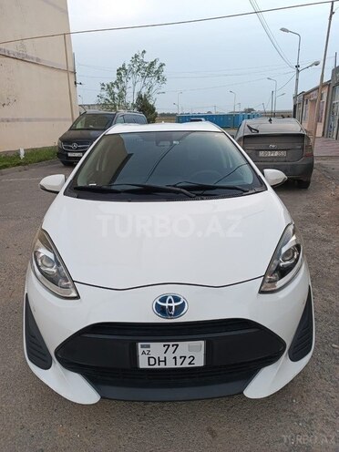 Toyota Aqua 2017, 90,000 km - 1.5 l - Bakı