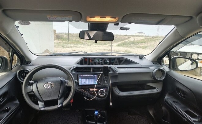 Toyota Aqua 2017, 90,000 km - 1.5 l - Bakı