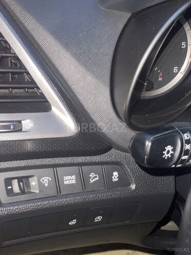 Hyundai Santa Fe 2015, 210,000 km - 2.0 л - Bakı