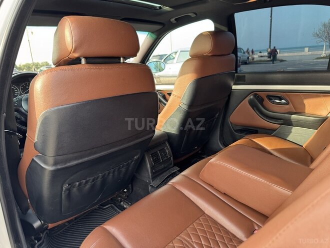 BMW 530 2002, 302,000 km - 3.0 l - Sumqayıt