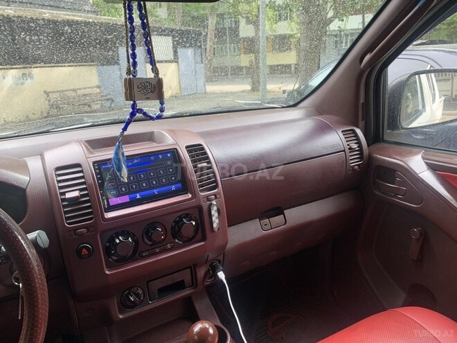 Nissan Navara 2013, 300,000 km - 2.5 l - Bakı