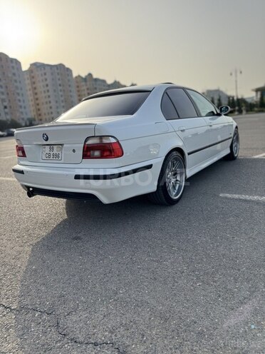 BMW 530 2002, 302,000 km - 3.0 l - Sumqayıt