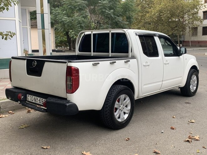 Nissan Navara 2013, 300,000 km - 2.5 l - Bakı
