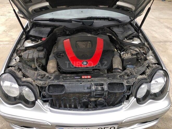 Mercedes C 230 2006, 335,233 km - 2.5 l - Yevlax