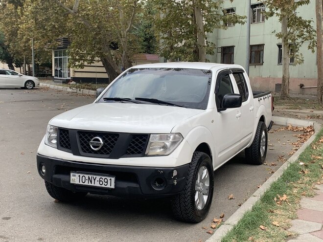 Nissan Navara 2013, 300,000 km - 2.5 l - Bakı