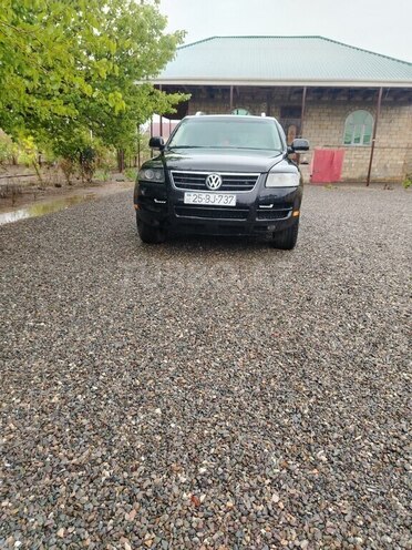 Volkswagen Touareg 2006, 317,007 km - 3.2 l - Yevlax