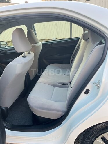 Toyota Corolla Axio 2017, 60,000 km - 1.5 l - Bakı
