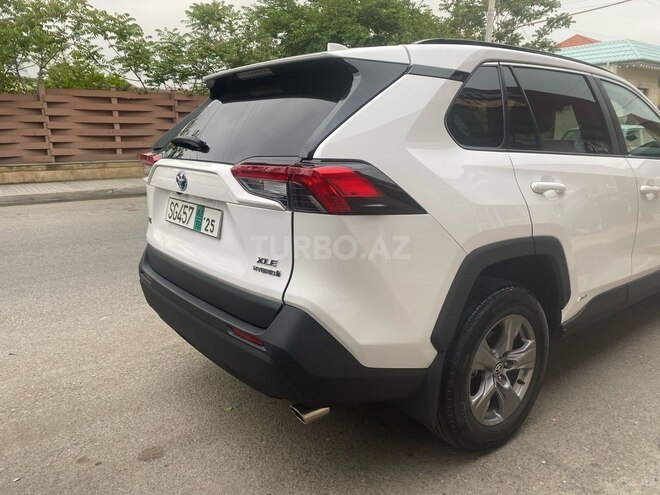 Toyota RAV4 2023, 29,000 km - 2.5 л - Şəmkir