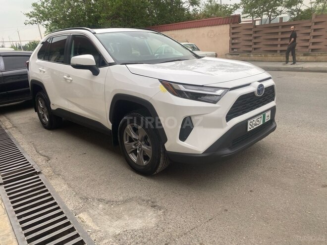 Toyota RAV4 2023, 29,000 km - 2.5 л - Şəmkir