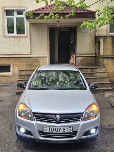 Opel Astra 2009, 260,000 km - 1.4 l - Şamaxı