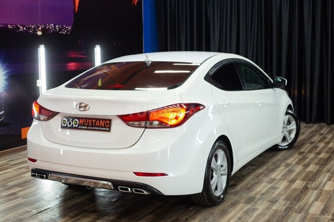 Hyundai Elantra 2015, 189,000 km - 1.8 l - Sumqayıt